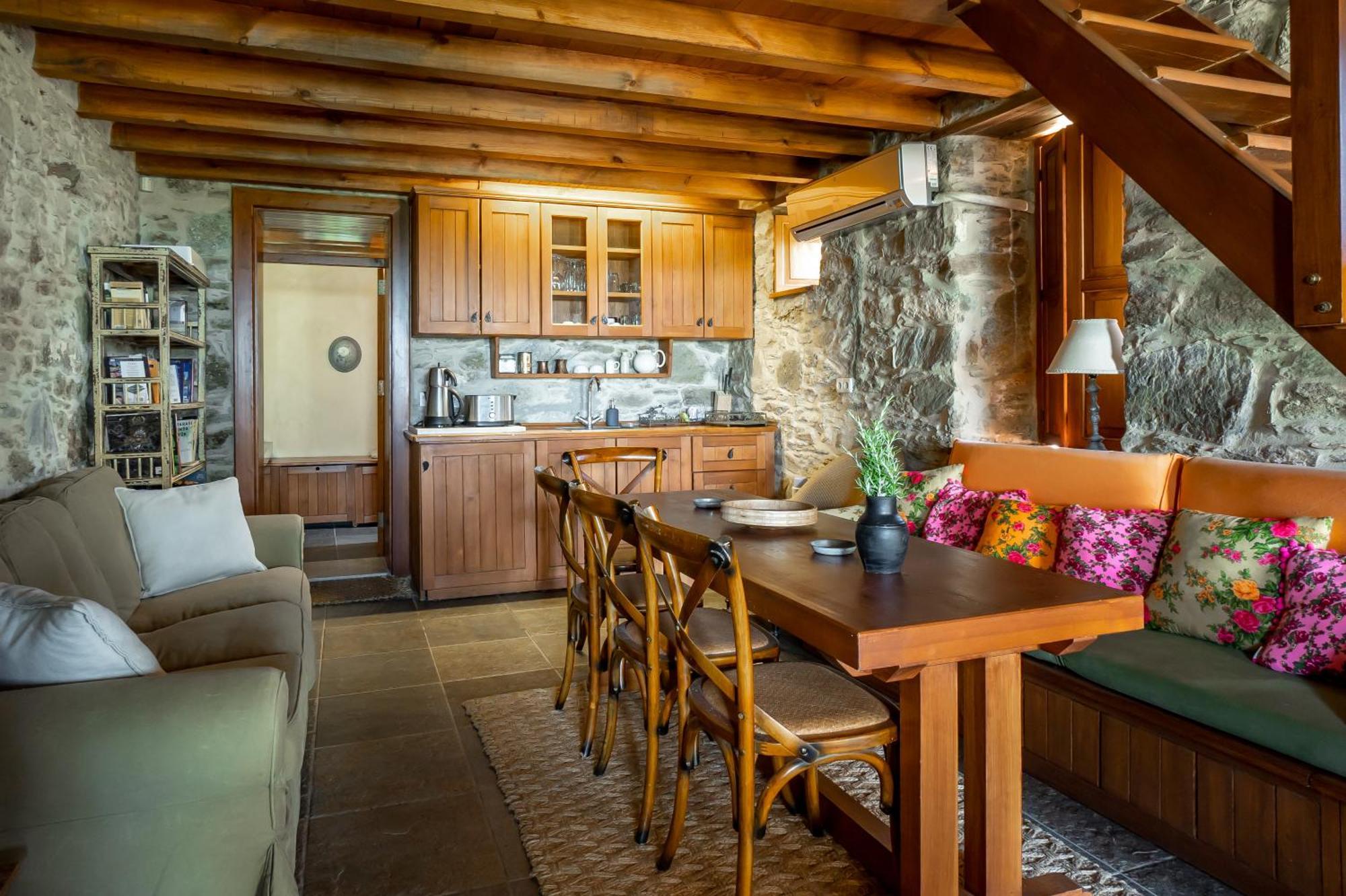 กึลลึ โคนักลารึ Hotel Selcuk ภายนอก รูปภาพ